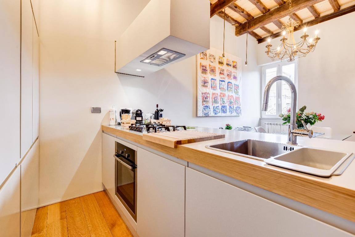 Residenza Borgo Pio Apartment โรม ภายนอก รูปภาพ