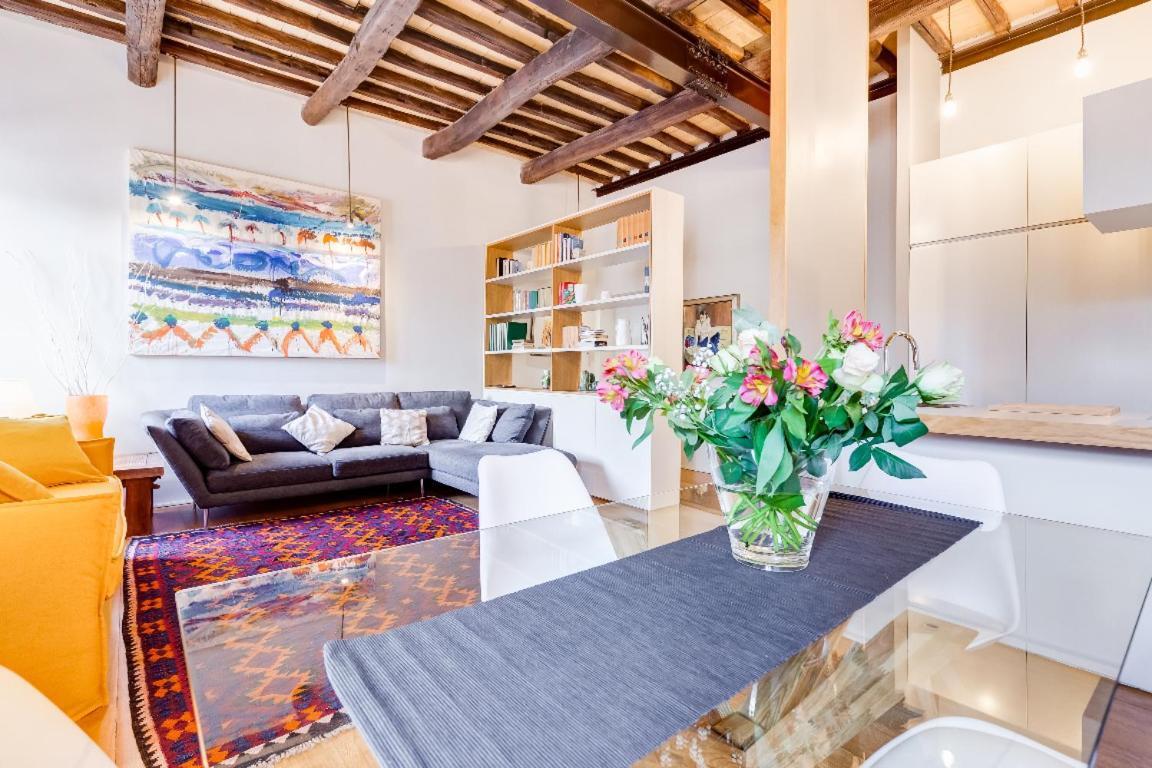 Residenza Borgo Pio Apartment โรม ภายนอก รูปภาพ