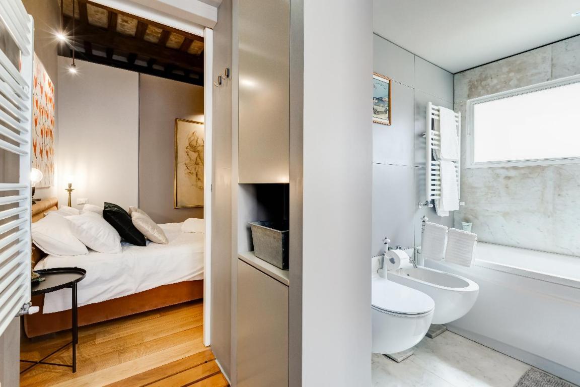 Residenza Borgo Pio Apartment โรม ภายนอก รูปภาพ